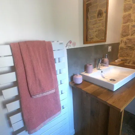 Oda ve Kahvaltı D'hotes Le Clos Marty 3*